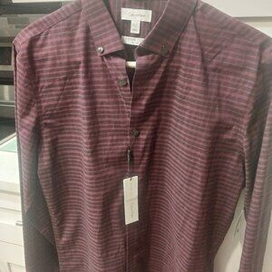 Mens Calvin klien  ( New ) dress shirt size small